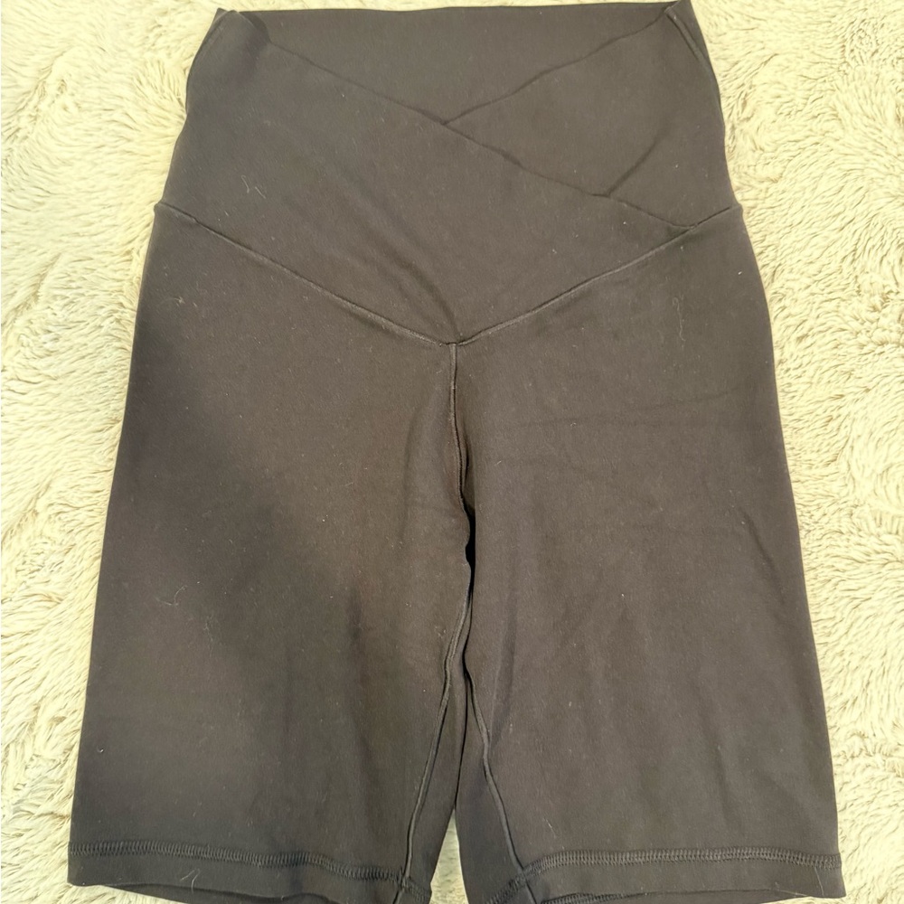 Aerie Crossover Black Biker Shorts (High Waist Stretch)